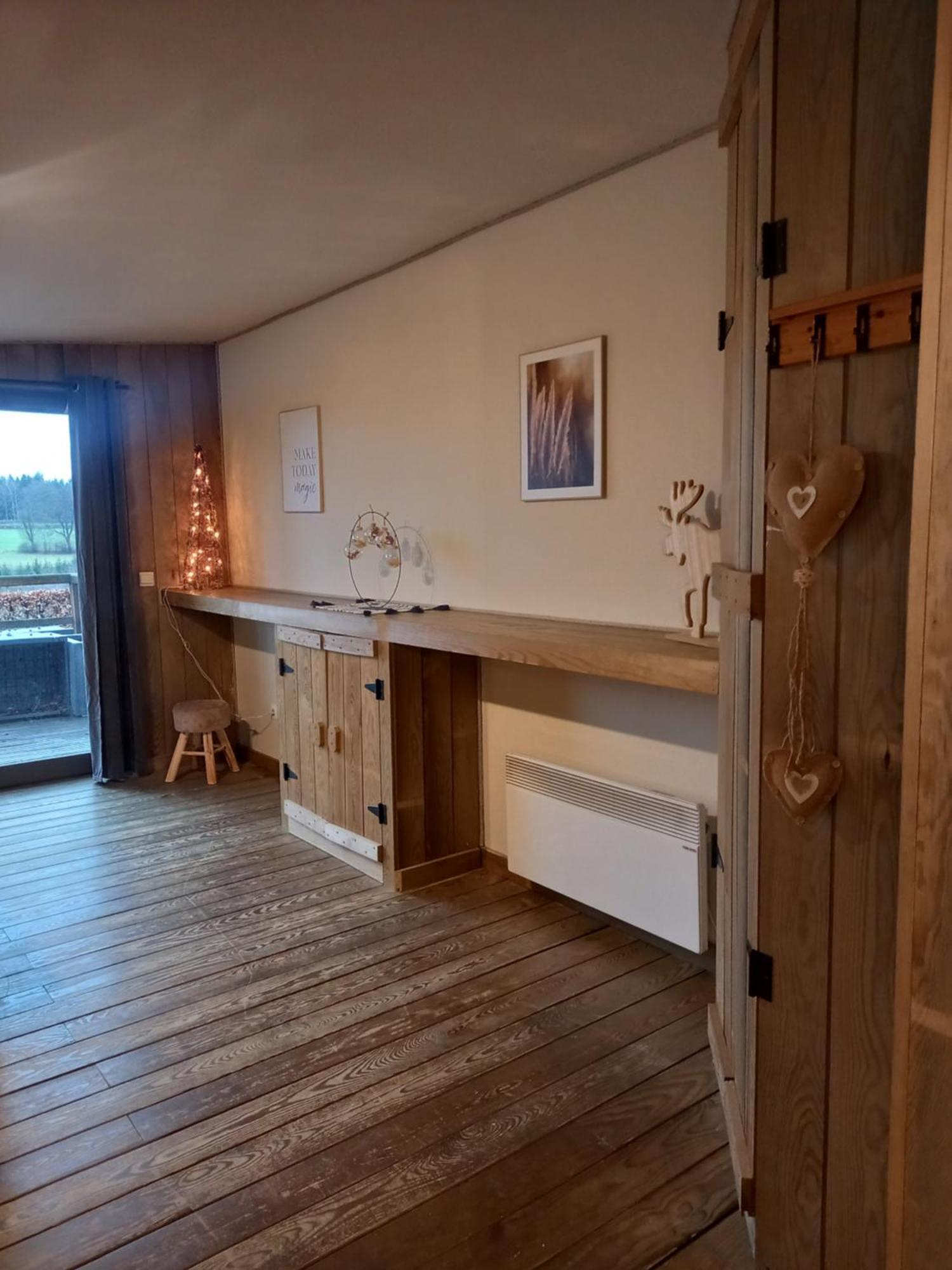 Le Chalet Du Lac Villa Robertville Eksteriør billede